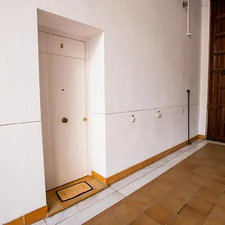 Beautiful Duplex In アパート