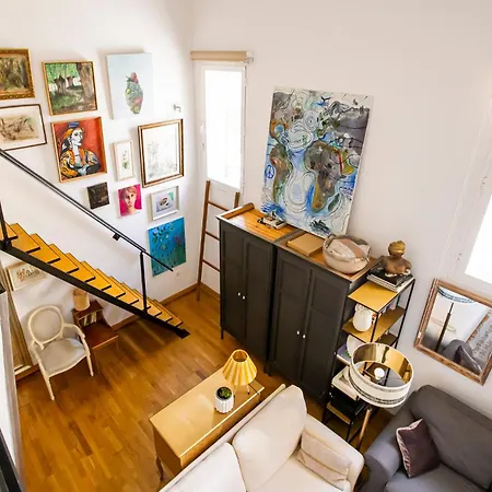 Beautiful Duplex In Apartment