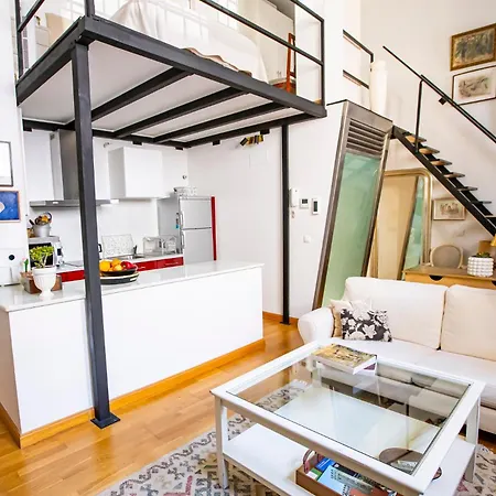 Beautiful Duplex In アパート セビリア